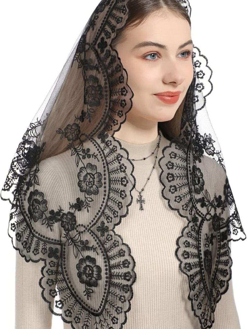 Church Veil Triangular - Picture 6 of 6